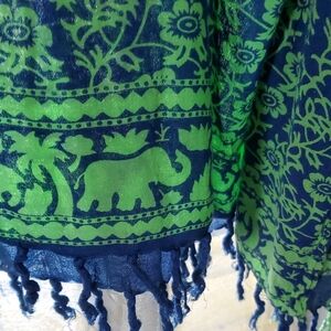 🦋💚 Chic Green and Blue Tunic